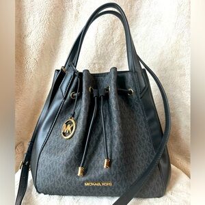 Micheal Kors convertible tote